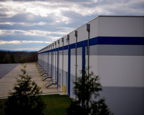 Markwayne Mullin has started making policy changes at DHS. Some GOP lawmakers want him to do more