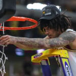 Michigan starter Elliot Cadeau joins teammates at Final Four after accidental exposure to nuts