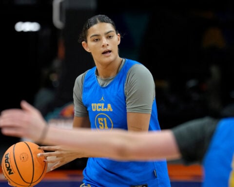 Rusty in crunch time, women's Final Four teams brace for tight games after so many blowouts