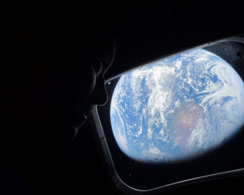 Artemis II toilet acts up again as astronauts speed toward the moon to break Apollo 13's record