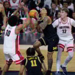 Michigan star Yaxel Lendeborg returns to Final Four game against Arizona after hurting ankle, knee