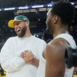 After missing more than two months with right knee injury, Stephen Curry returning for Warriors