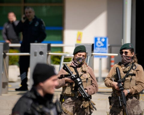 Gunmen attack police near building housing Israeli Consulate in Istanbul