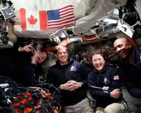 Orion crew dumps its wastewater on camera