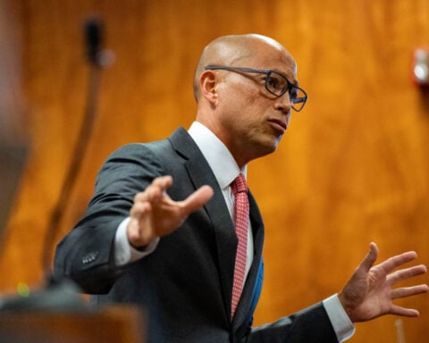 Jurors are deciding whether a doctor tried to kill his wife during a cliffside hike in Hawaii