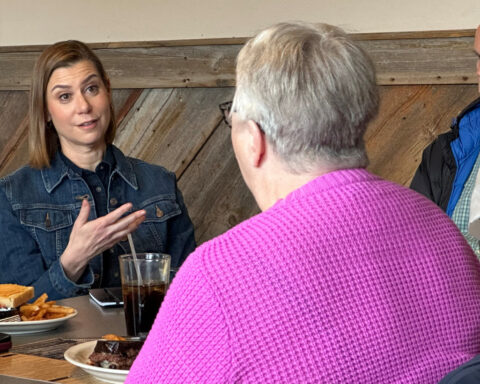 Sen. Elissa Slotkin sits down with Trump voters in Iowa while campaigning for Democrats