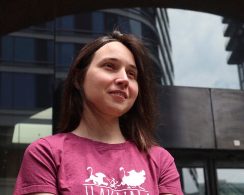 Officer improperly canceled visa of Harvard scholar charged with frog embryo smuggling, judge rules