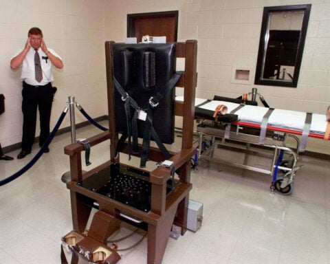Tennessee high court blocks order allowing media witnesses to view more parts of executions