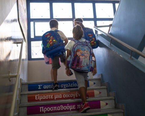 Greece moves to protect minors from social media with new ban for kids under 15
