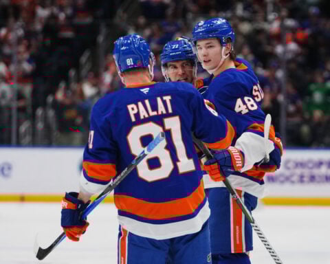 Islanders' Matthew Schaefer ties Brian Leetch's NHL record for goals by a rookie defenseman