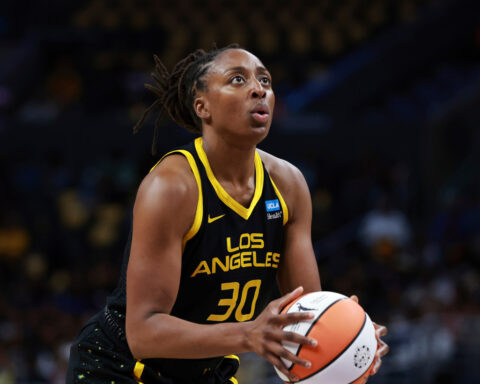 Nneka Ogwumike to return to the Los Angeles Sparks, where she spent first 12 years of her career