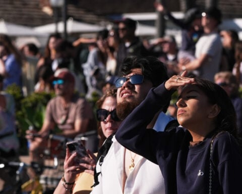 Artemis II’s record-breaking journey around the moon ends with dramatic splashdown