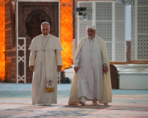 Pope starts Africa tour in Algeria and calls for peace against Iran war's backdrop