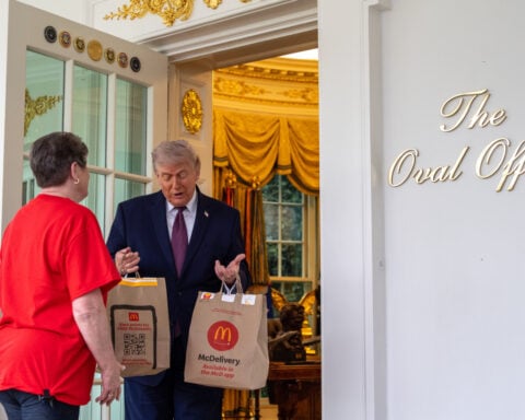 Trump tips DoorDash driver $100 for delivering McDonald's to Oval Office