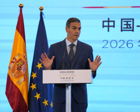 China's Xi warns against 'world’s retrogression to the law of the jungle' in meeting with Spain's PM