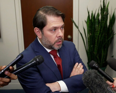 Emotional Gallego says he heard ‘rumors’ of ‘flirty’ behavior by Swalwell but denies knowledge of sexual assault allegations