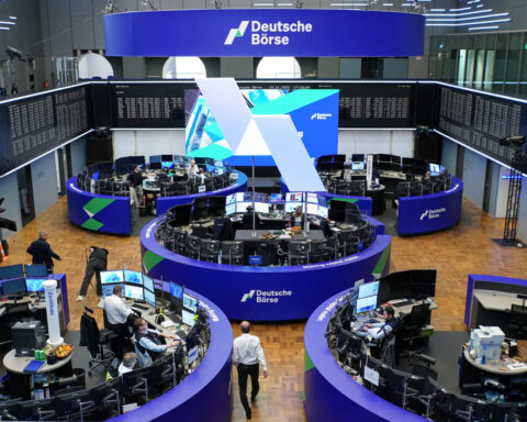 Deutsche Boerse buys $200 million stake in crypto giant Kraken