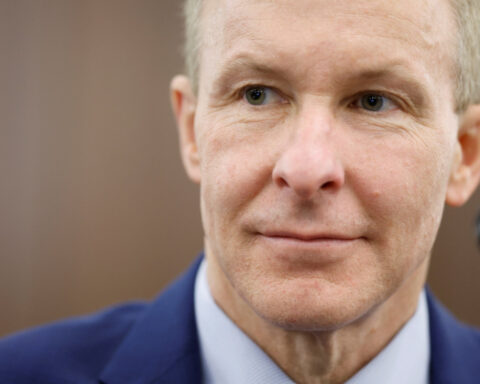 United CEO Kirby raised potential tie-up with American in Trump meeting