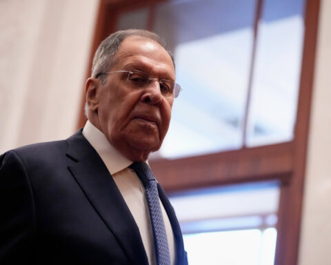 Xi calls China-Russia ties 'precious' in current international context