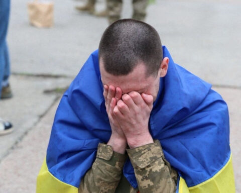 Ukraine, Russia swap 175 servicemen each ahead of Easter ceasefire
