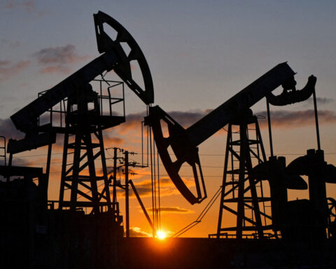 Oil pares gains to close up 1% as Israel plans peace talks with Lebanon