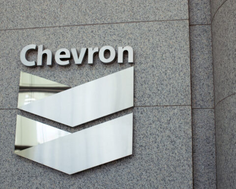 Chevron sees Iran war oil boost, warns hedging to weigh