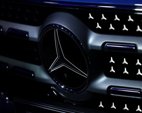 Mercedes Q1 sales down in tough 'transition year' for China business