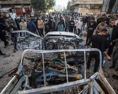 US and Hamas hold first direct talks since Gaza truce as ceasefire process stalls