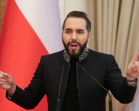 El Salvador to apply life sentences to minors for serious crimes