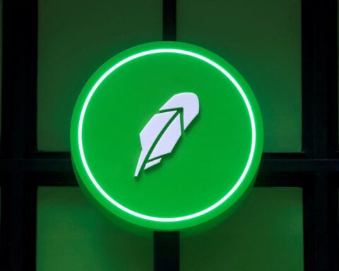 Robinhood, Webull jump after US SEC approves removal of day-trading limit for smaller investors