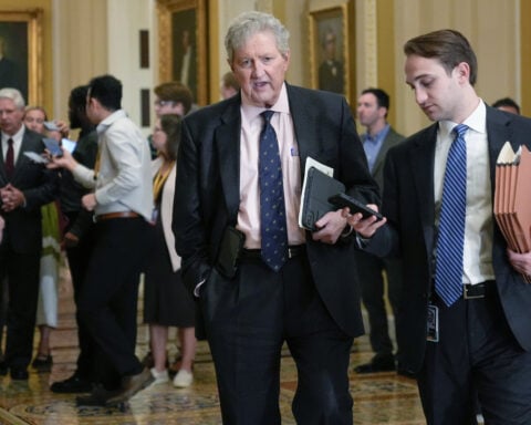 Senate Republicans reject effort to halt Iran war, but some eye future war powers votes