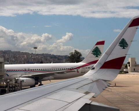 Airline pilots fear retribution over refusing to fly in Middle East, aviators' group says