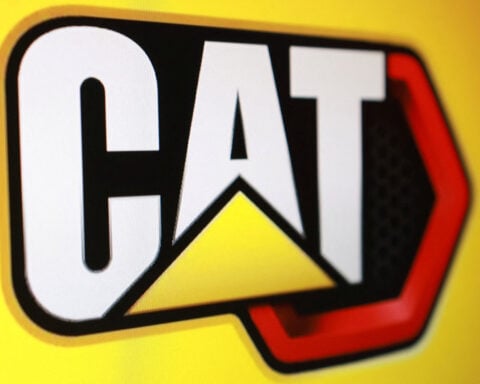 Caterpillar CFO Andrew Bonfield to retire, names company veteran as successor