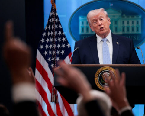 Trump dispatching Iran negotiating team to Pakistan, White House says