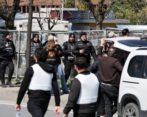 Turkey detains 10 suspects over Istanbul gun attack outside Israeli consulate, media reports