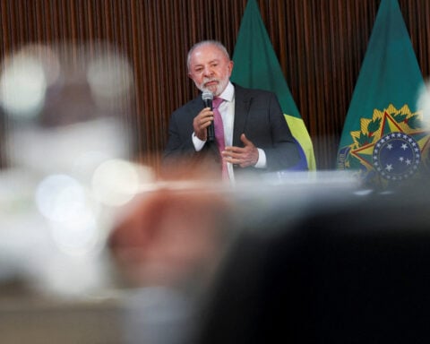 Brazil eyes new debt relief with federal guarantees for consumers