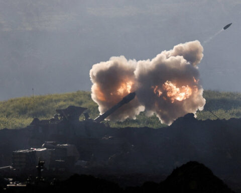 After fleeing past Hezbollah fighting, some Israelis on northern border vow to stay