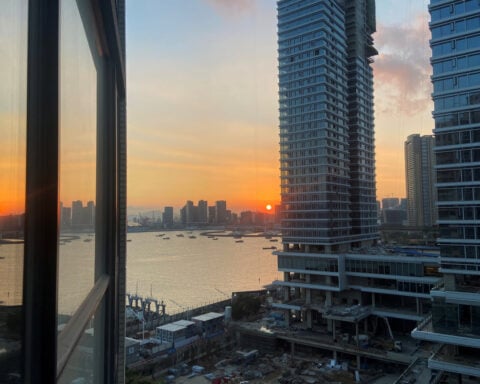 China's new home prices extend decline despite improvement in major cities