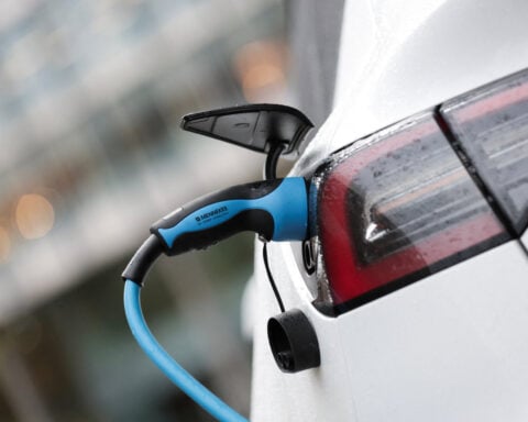 British carmakers seek clarity on 'Made in EU' rule as trade risks grow