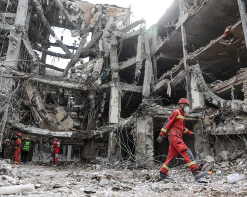 Iran, U.S. receive plan to end hostilities, immediate ceasefire; source says