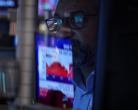 Global equity funds draw second weekly inflow amid war de-escalation hopes