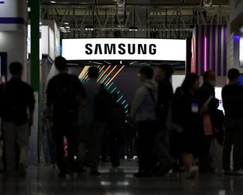Samsung Elec likely to report stupendous surge in quarterly profit to record level