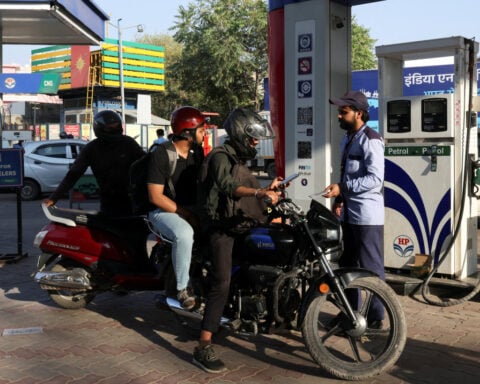 India makes first Iranian oil buy in seven years with no payment problems