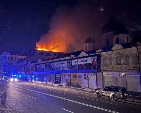 Zelenskiy accuses Russia of 'Easter escalation' as massive daytime attack kills two