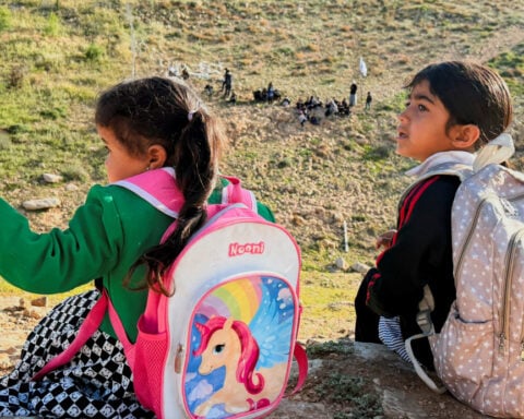 Settlers block Palestinian pupils' path to West Bank school with barbed wire