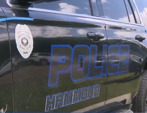 Police say teen shot father in school car line after argument