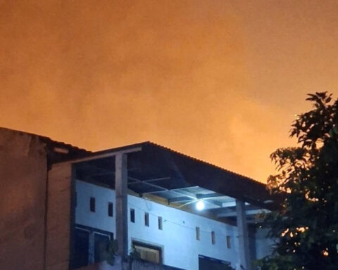 Fire hits LPG station near residential area of Indonesia's Bekasi regency, 12 injured, agency says