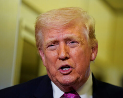 Huge glass skyscraper envisioned for Trump presidential library in Miami