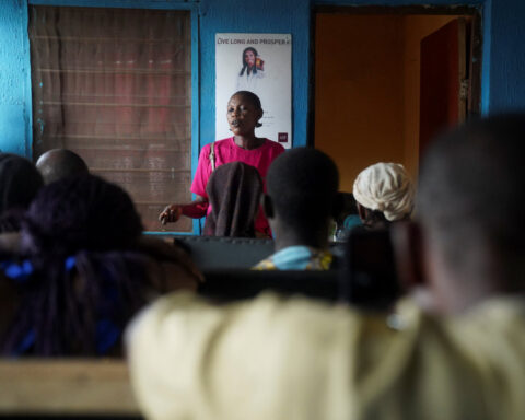 With US aid slashed, Nigerian HIV volunteers went door‑to‑door to keep patients alive