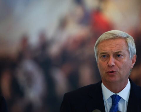 Chile carries out first deportation flight as part of new migration plan